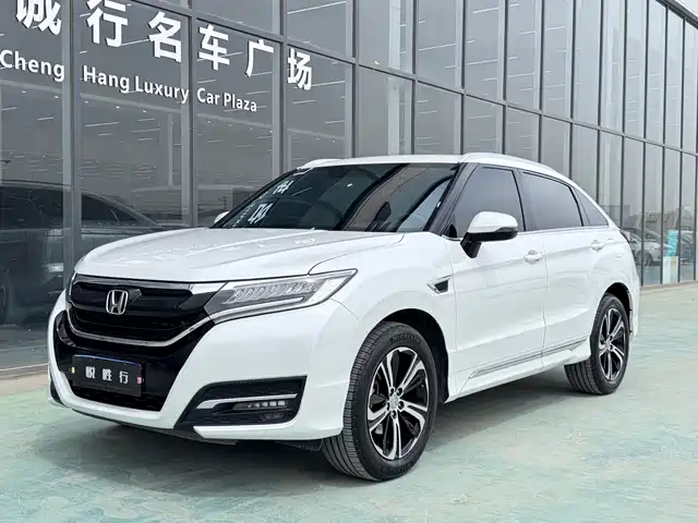 HONDA UR V