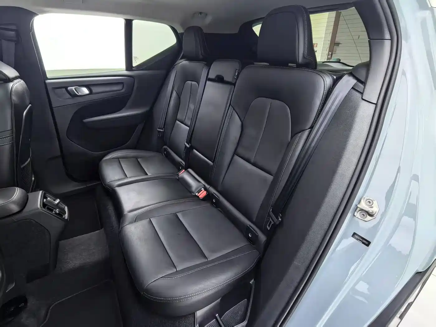 Фото 11 - Volvo XC40 (Import)