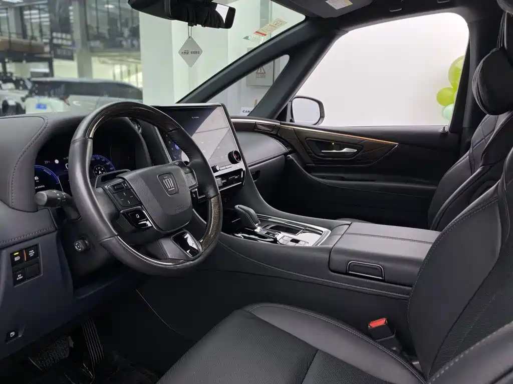 Toyota Vellfire 2024 2024 Crown Hybrid 2.5L Executive Premium Edition