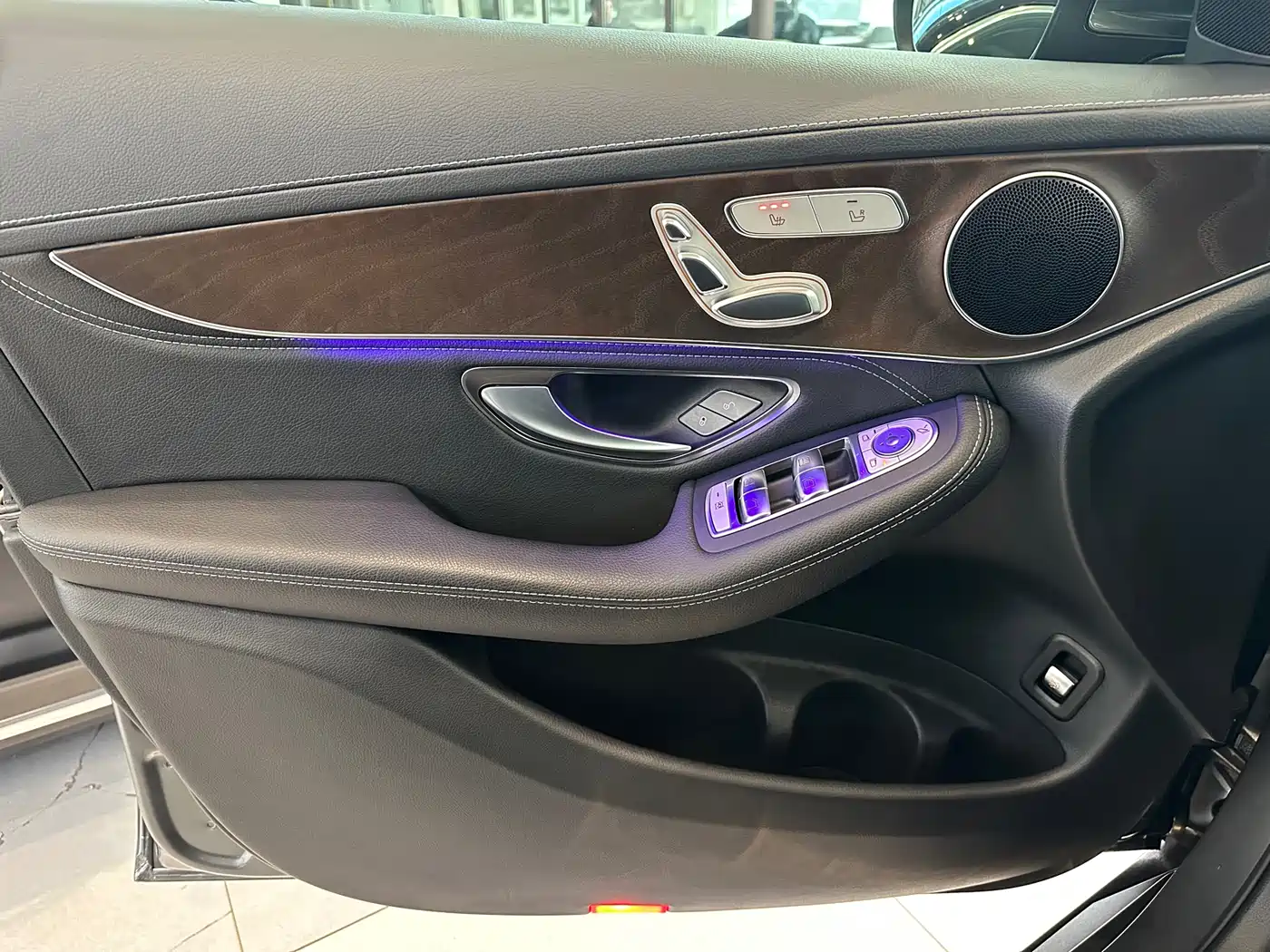 Mercedes-Benz GLC 2020 Facelift GLC 260 L 4MATIC Luxury фото 17