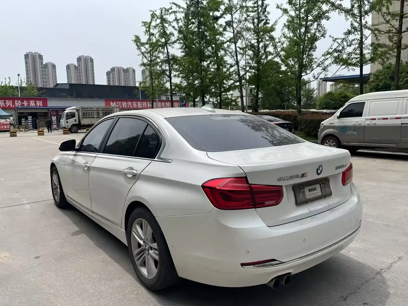BMW 3 Series 2017 320Li Fashion фото 7