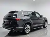 Photo 2 - Volkswagen Teramont
