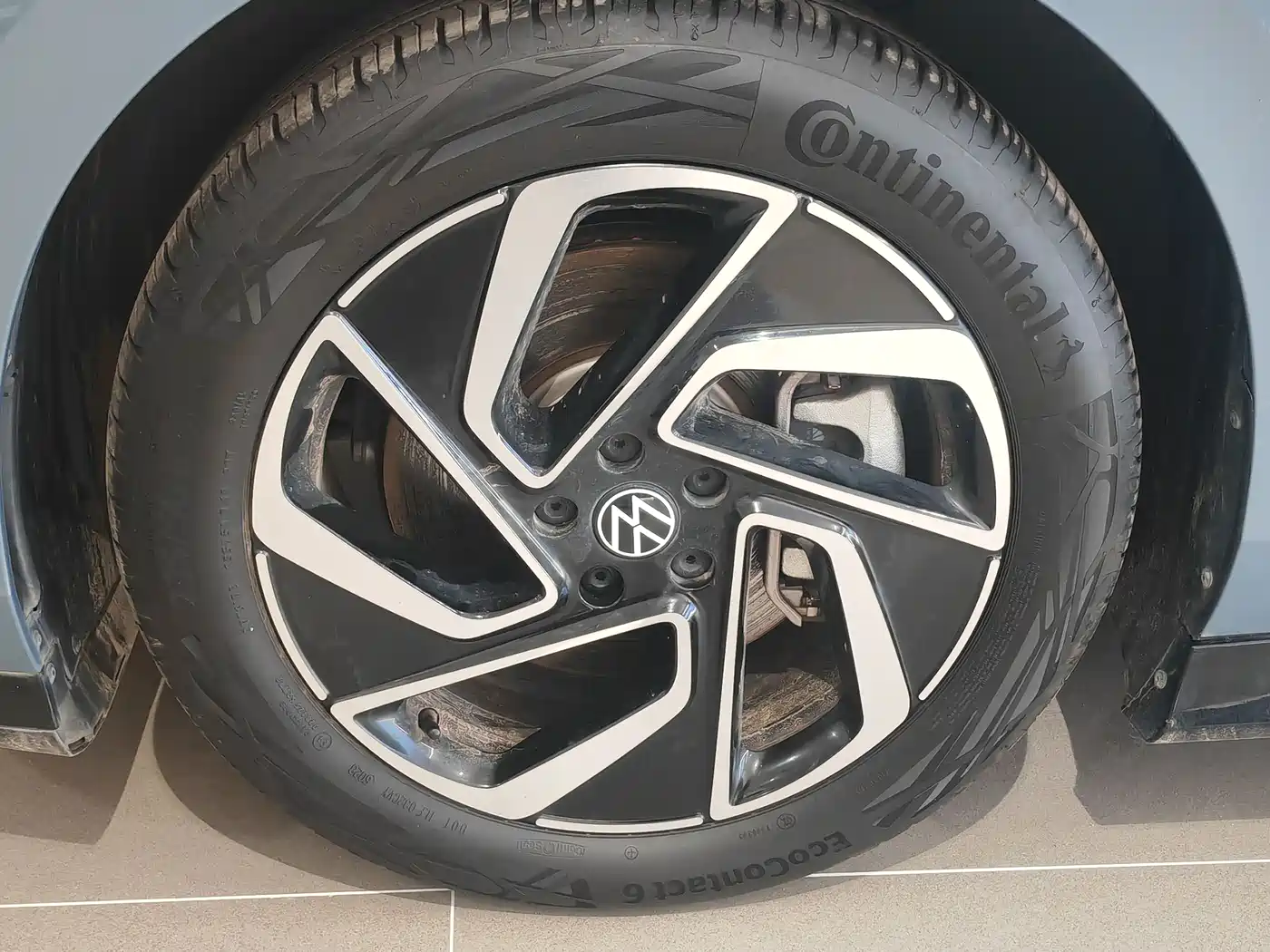 VOLKSWAGEN ID.7 VIZZION