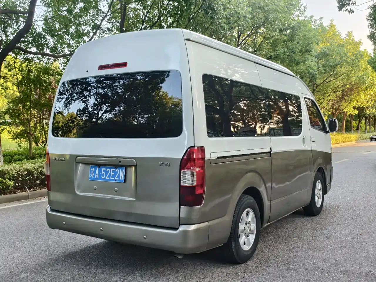 Jinbei Grand Hiace 2015 2013 2.5T Granse W National Games Commemorative Luxury