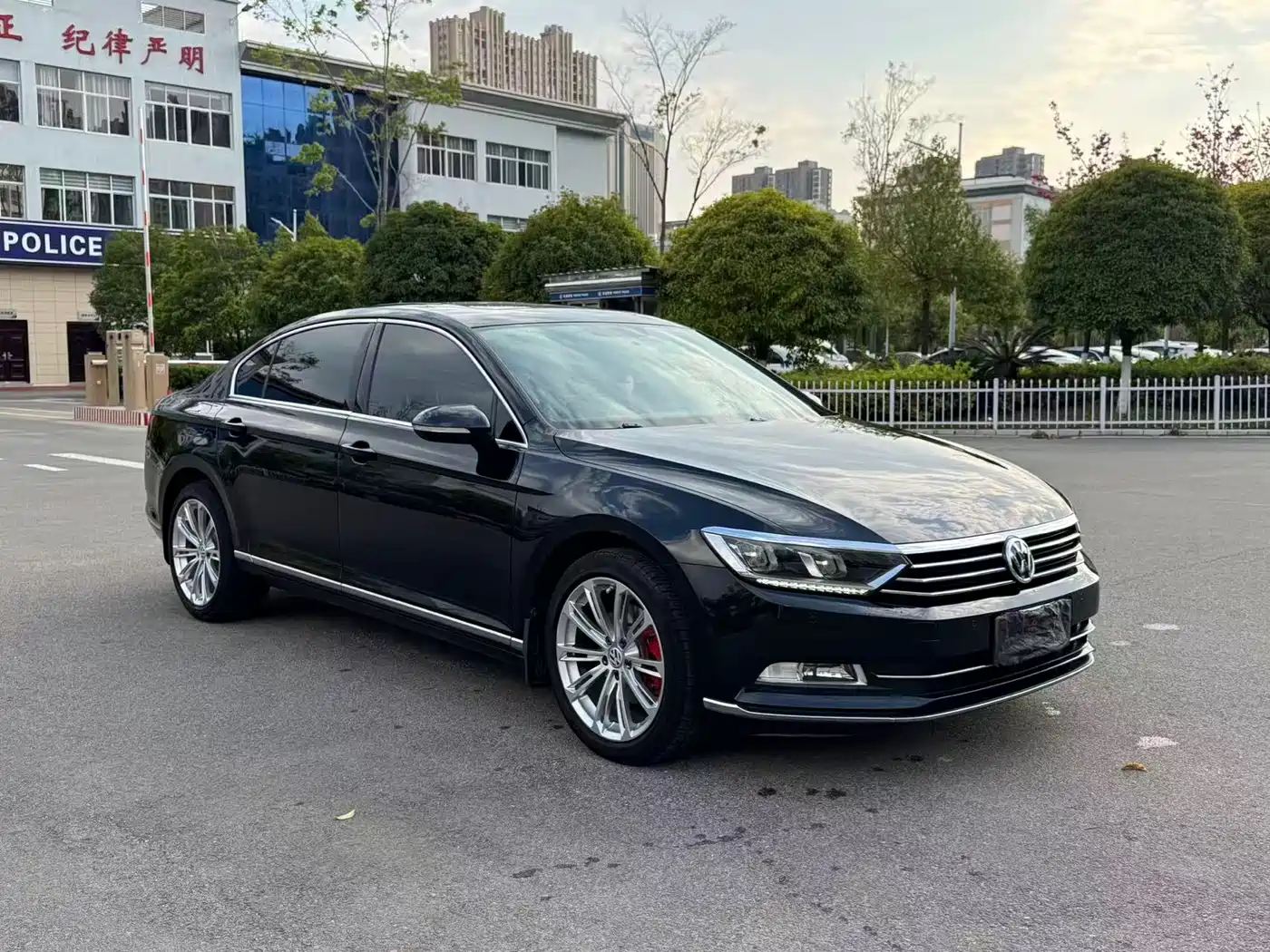 Volkswagen Magotan 2019 330TSI DSG Leading China VI фото 3