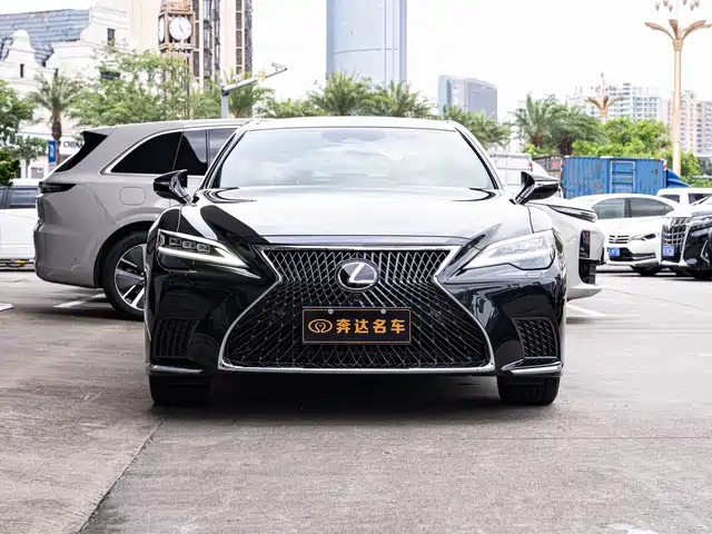 Lexus LS 2024 Model 500h Excellence Edition — фото 2