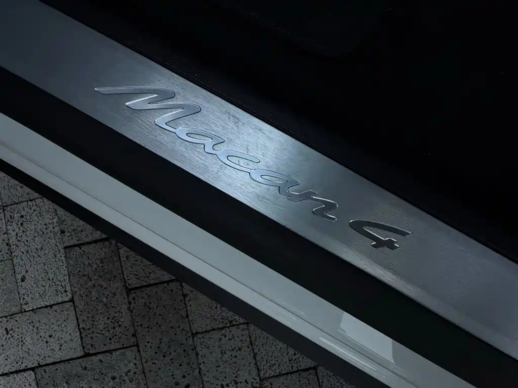 Porsche Macan EV 2025 2024 Macan 4