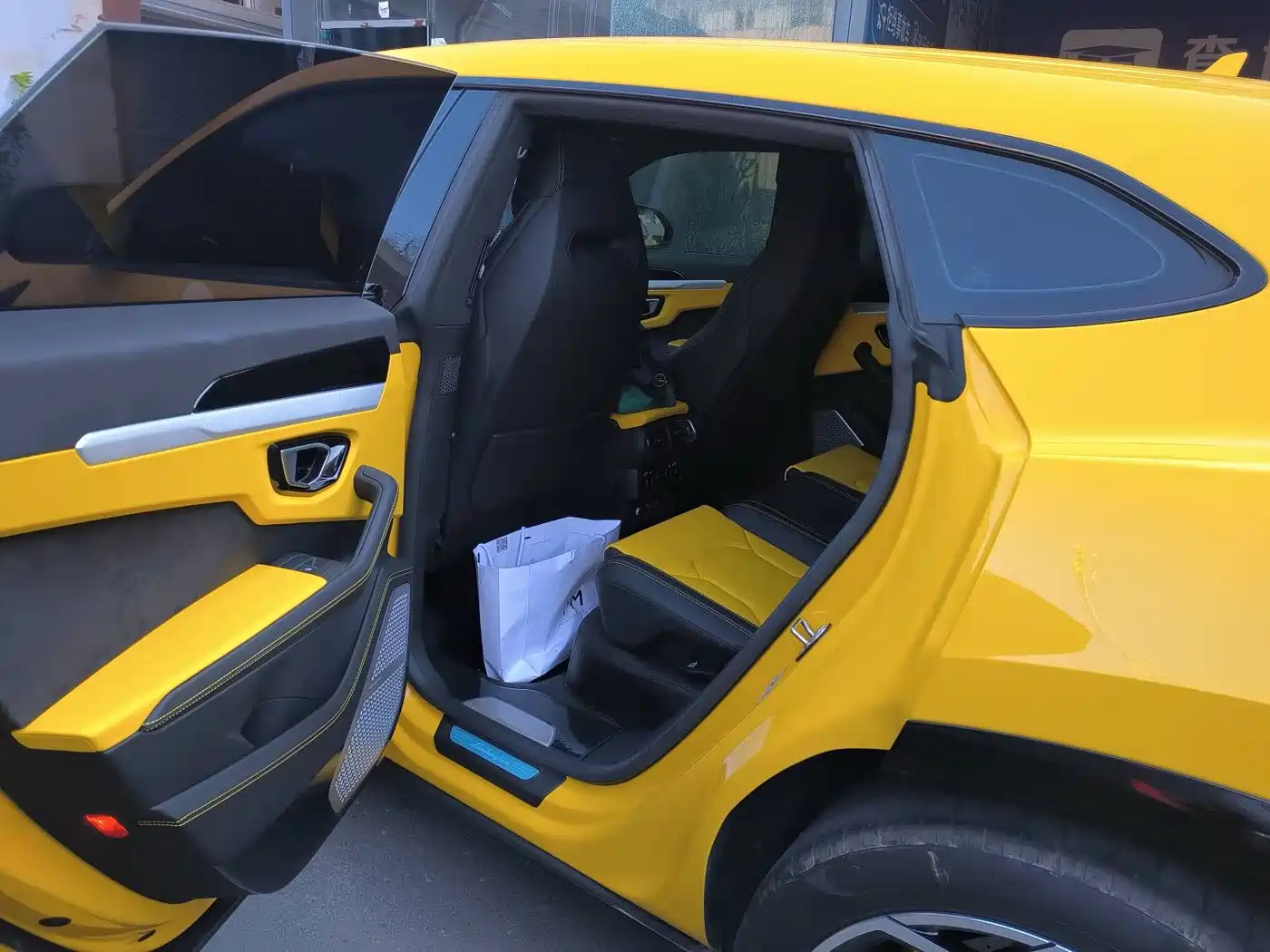 Lamborghini Urus 2023 2021 4.0T V8
