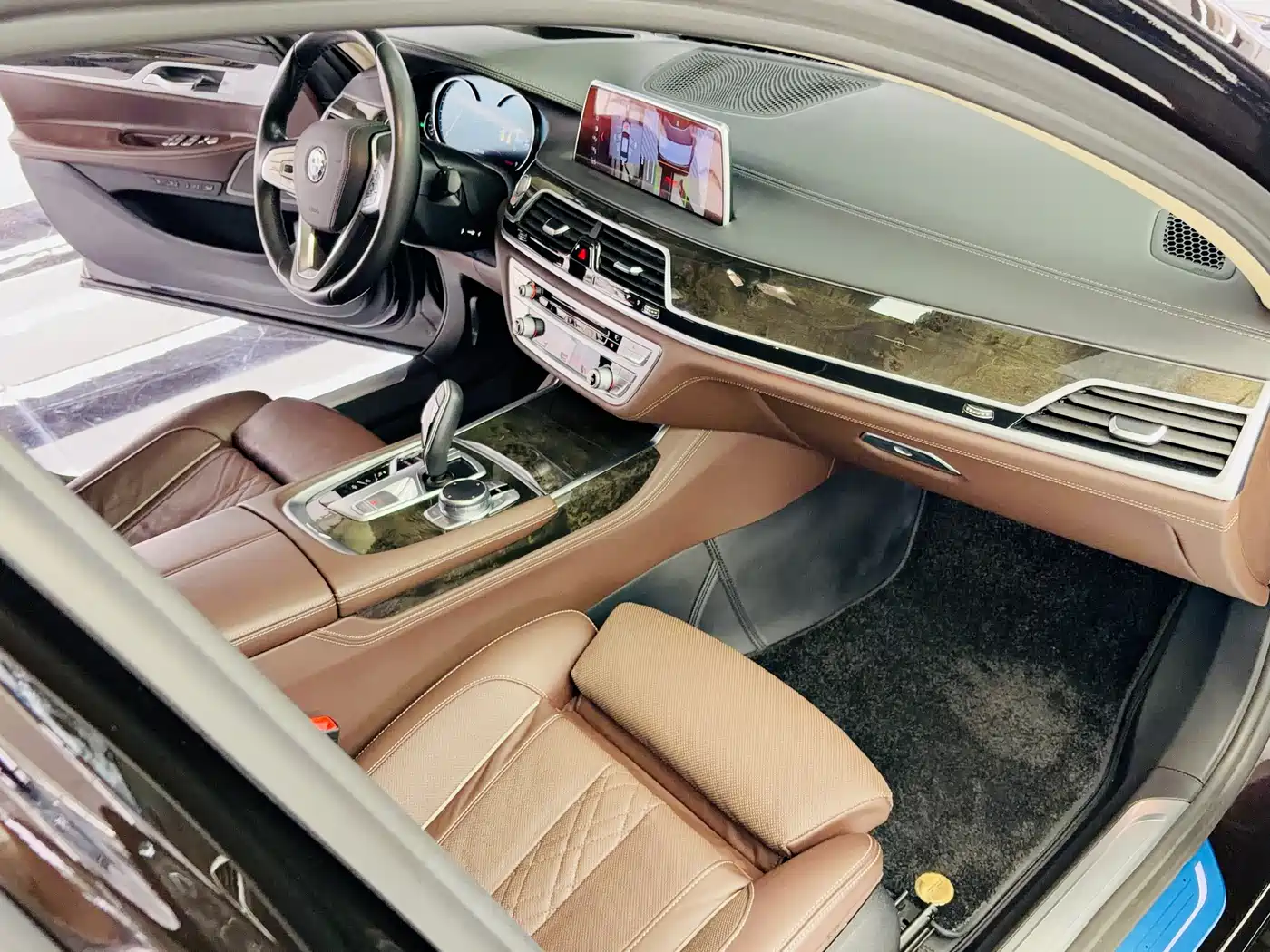 BMW 7 Series 2018 730Li Premium Type Excellence Package фото 16
