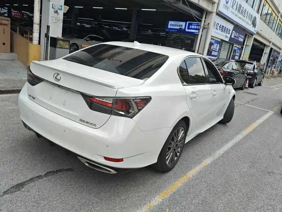 Lexus GS 2017 2016 200t F SPORT