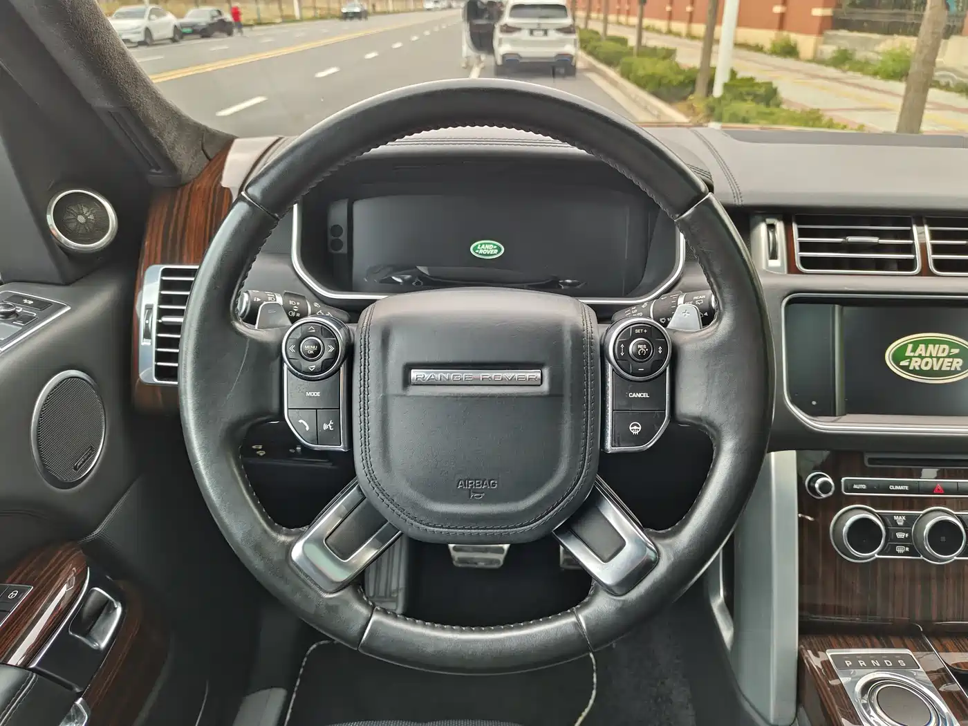 Land Rover Range Rover 2015 5.0 SC V8 AB Prestigious Genesis Extended Edition фото 21