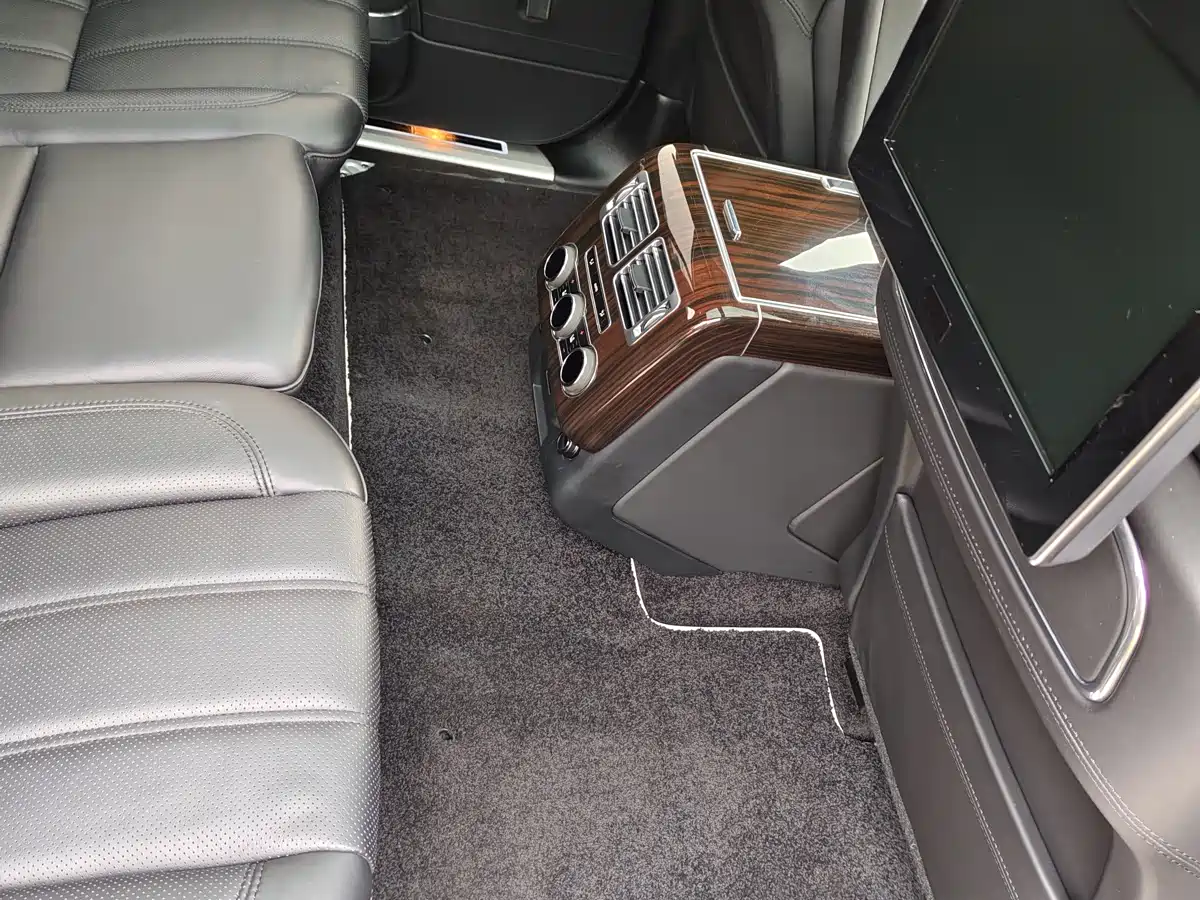 Land Rover Range Rover 2015 5.0 SC V8 AB Prestigious Genesis Extended Edition фото 29
