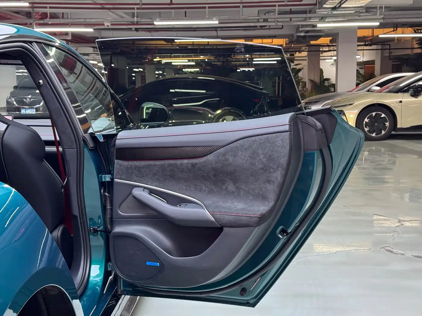 XIAOMI CAR XIAOMI SU7 ULTRA