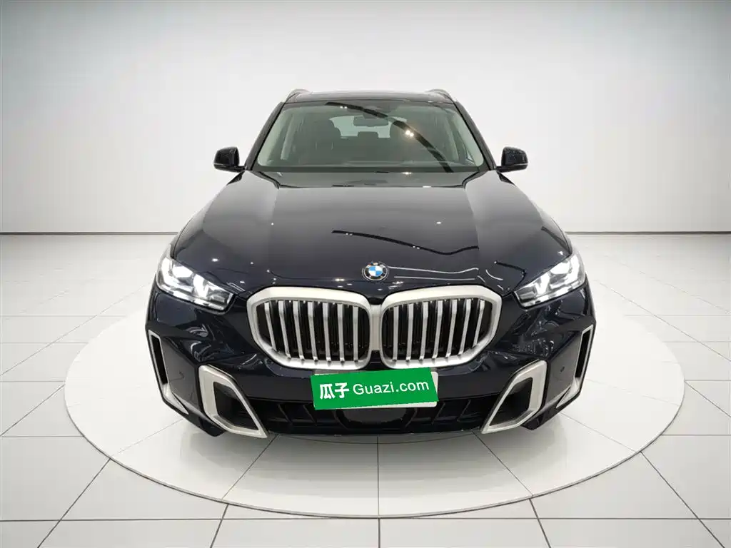 BMW X5 2023 xDrive 30Li Premium M Sport Package фото 3