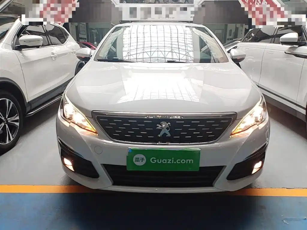 Peugeot 308 2019 230THP Automatic Luxury Edition China VI фото 3