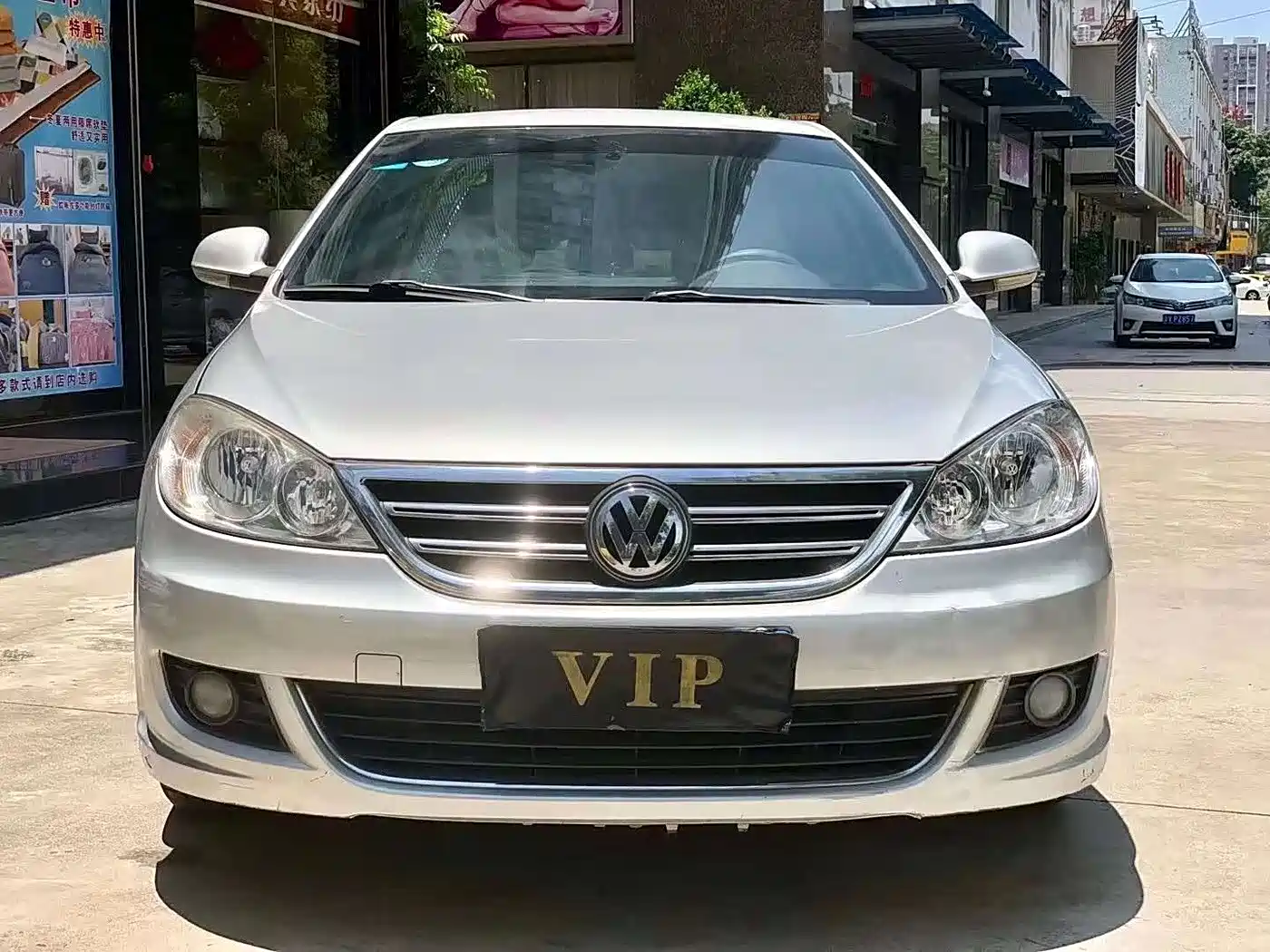 Volkswagen Lavida 2008 1.6L Automatic Elegance Edition фото 2