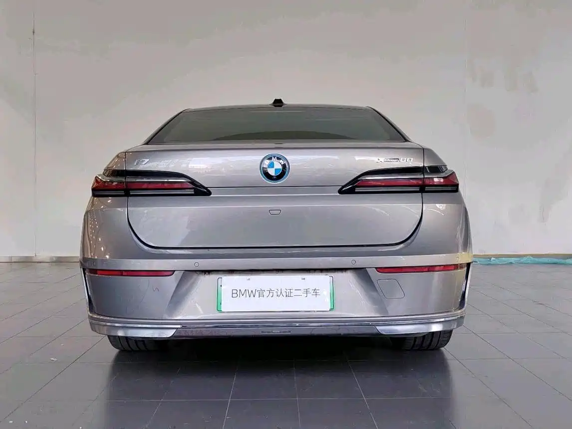 BMW i7 2023 2023 xDrive60L Luxury Package
