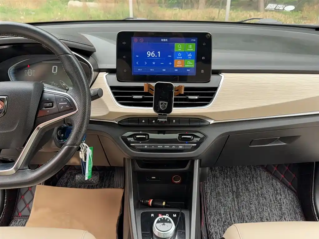 Baojun 360 2019 2018 1.5L Automatic Luxury (China V)