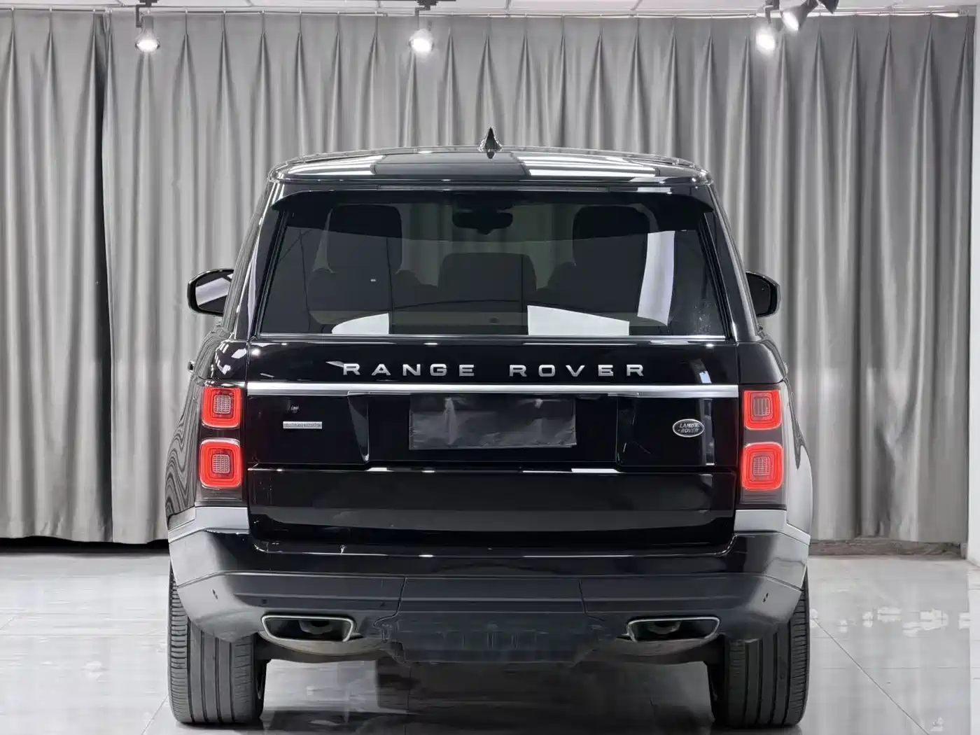 Land Rover Range Rover 2019 3.0 SCV6 Heritage Edition фото 13