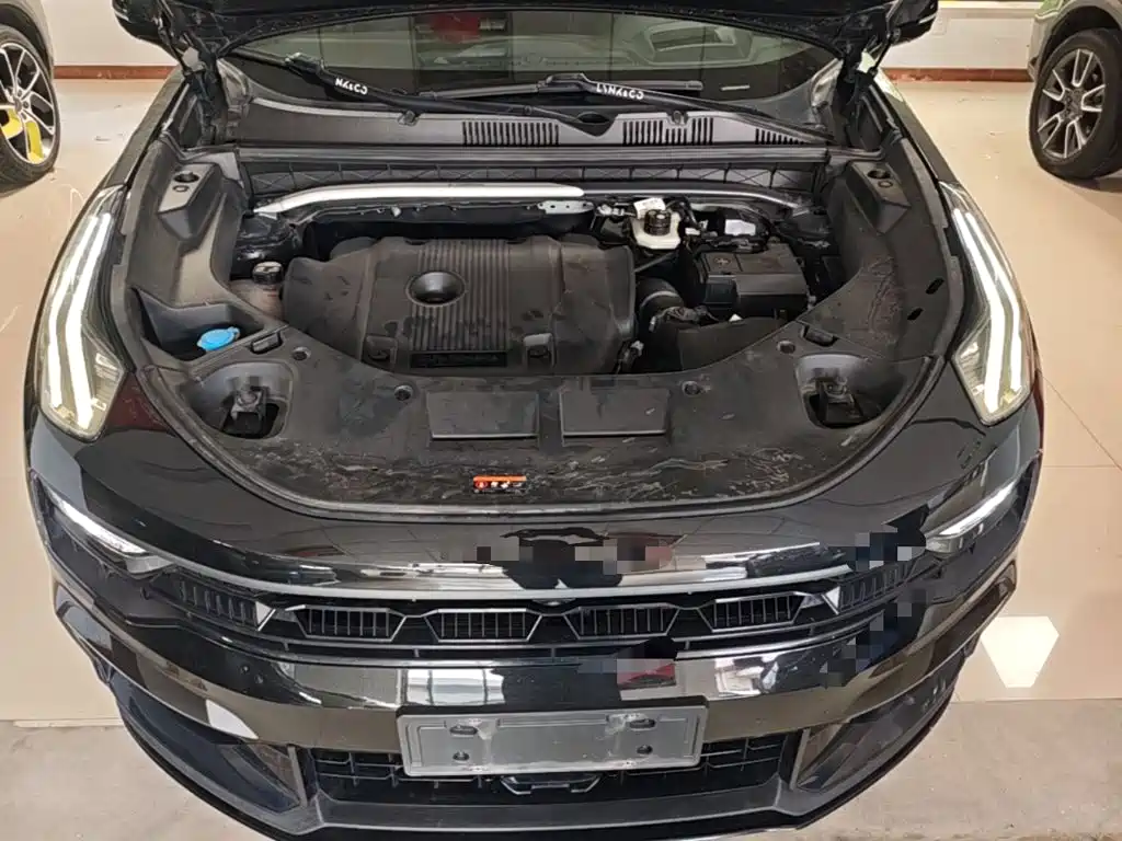 Lynk & Co 05 2023 2023 05+ 2.0TD AWD Explorer Edition