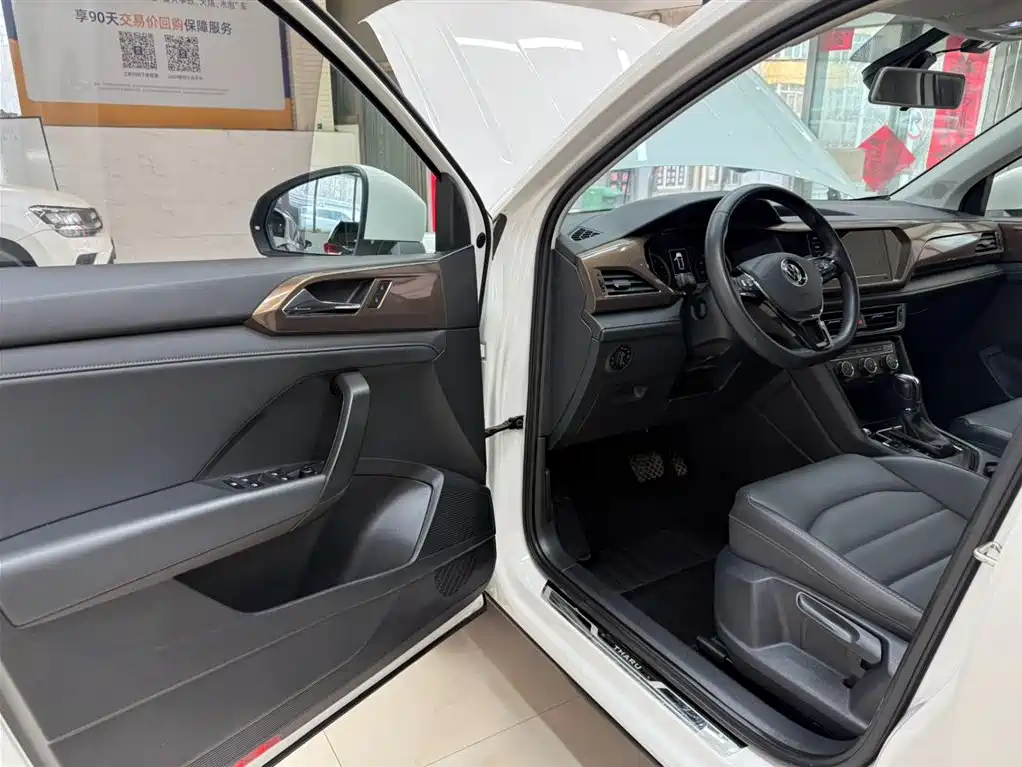 Volkswagen Tharu 2021 Model 280TSI 2WD Comfort Edition фото 8
