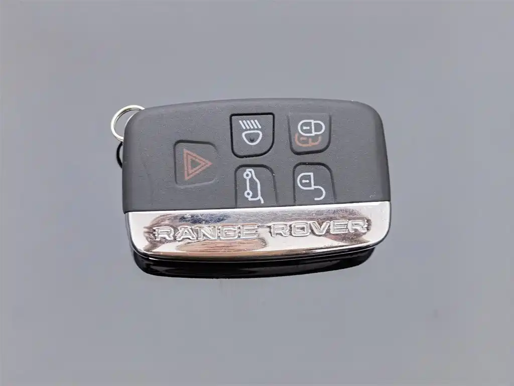 Land Rover Range Rover Evoque (Import) 2012 2.0T 5-door Dynamic Edition фото 19