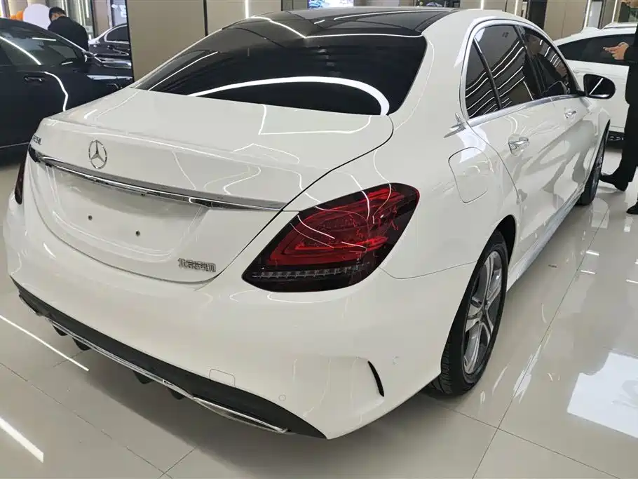 Mercedes-Benz C-Class 2019 Facelift C 260 L Sport фото 3