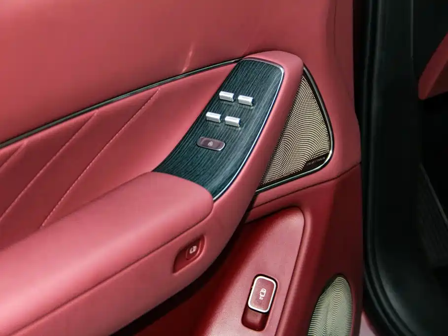 Aito AITO M8 2025 2025 Model Extended Range Ultra Edition 53.4kWh 5-Seater
