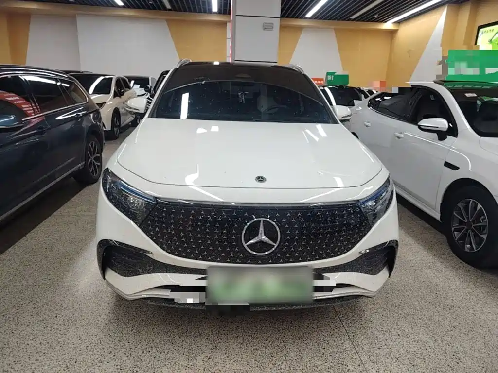2025 Mercedes-Benz EQA