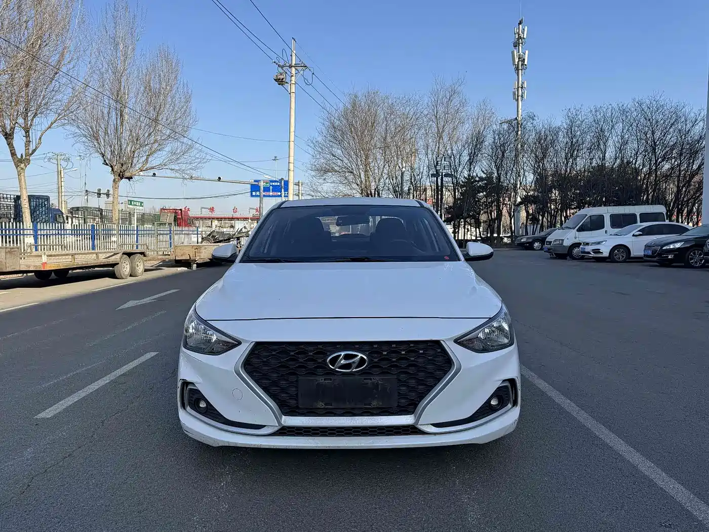 Hyundai Elantra 2020 1.6L Auto GL Pleasing Edition фото 2