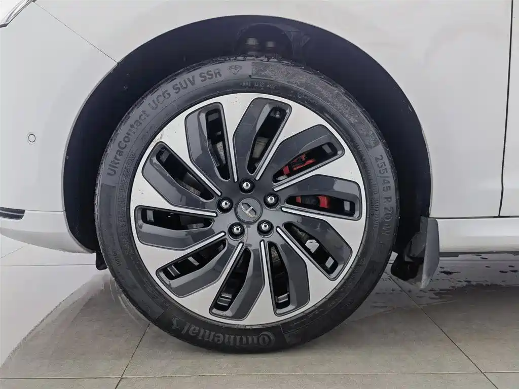 AITO Wenjie AITO M5 2022 Extended Range AWD Flagship фото 17