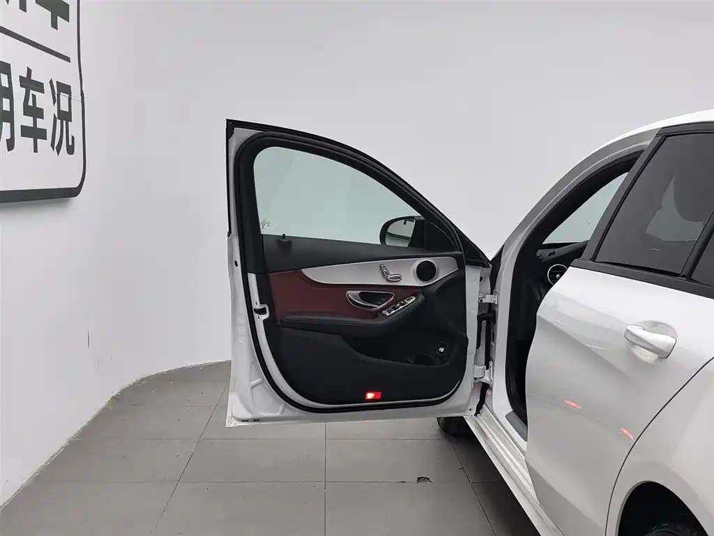 Mercedes-Benz C-Class 2018 C 200 Sport Edition фото 8