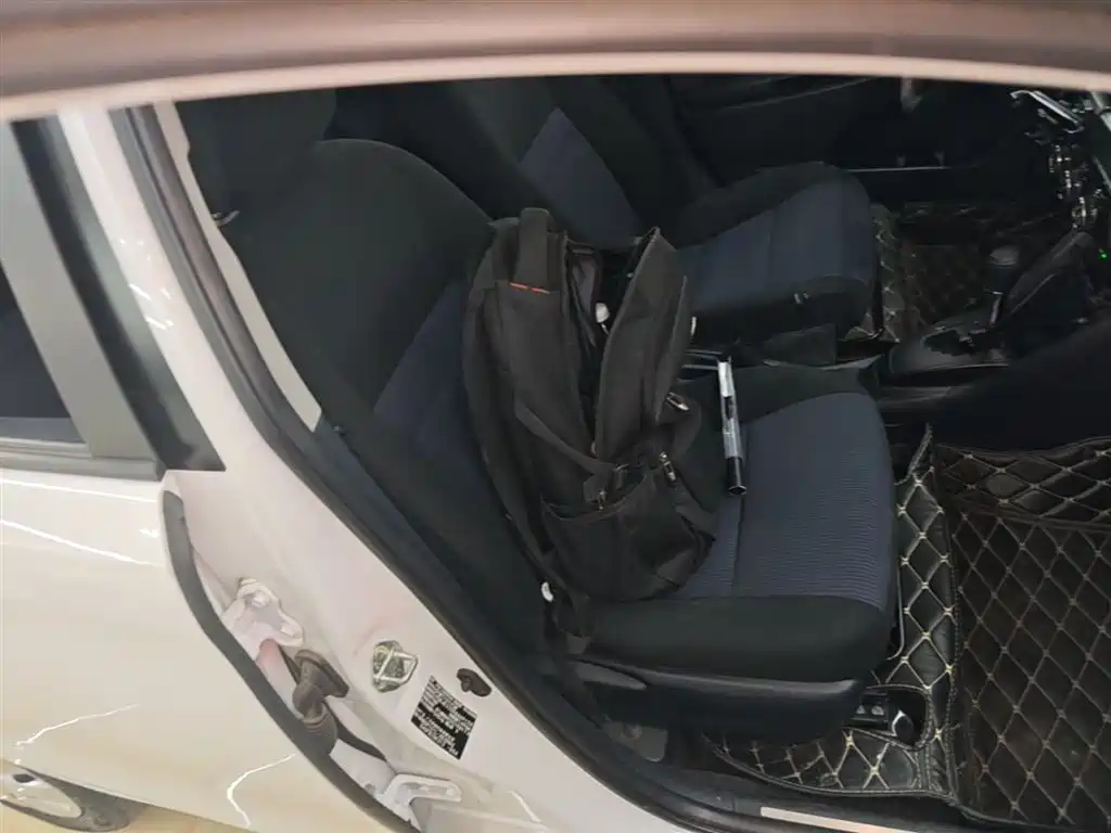Toyota YARiS L Zhi Xiang 2020 1.5L CVT Leading Edition фото 25