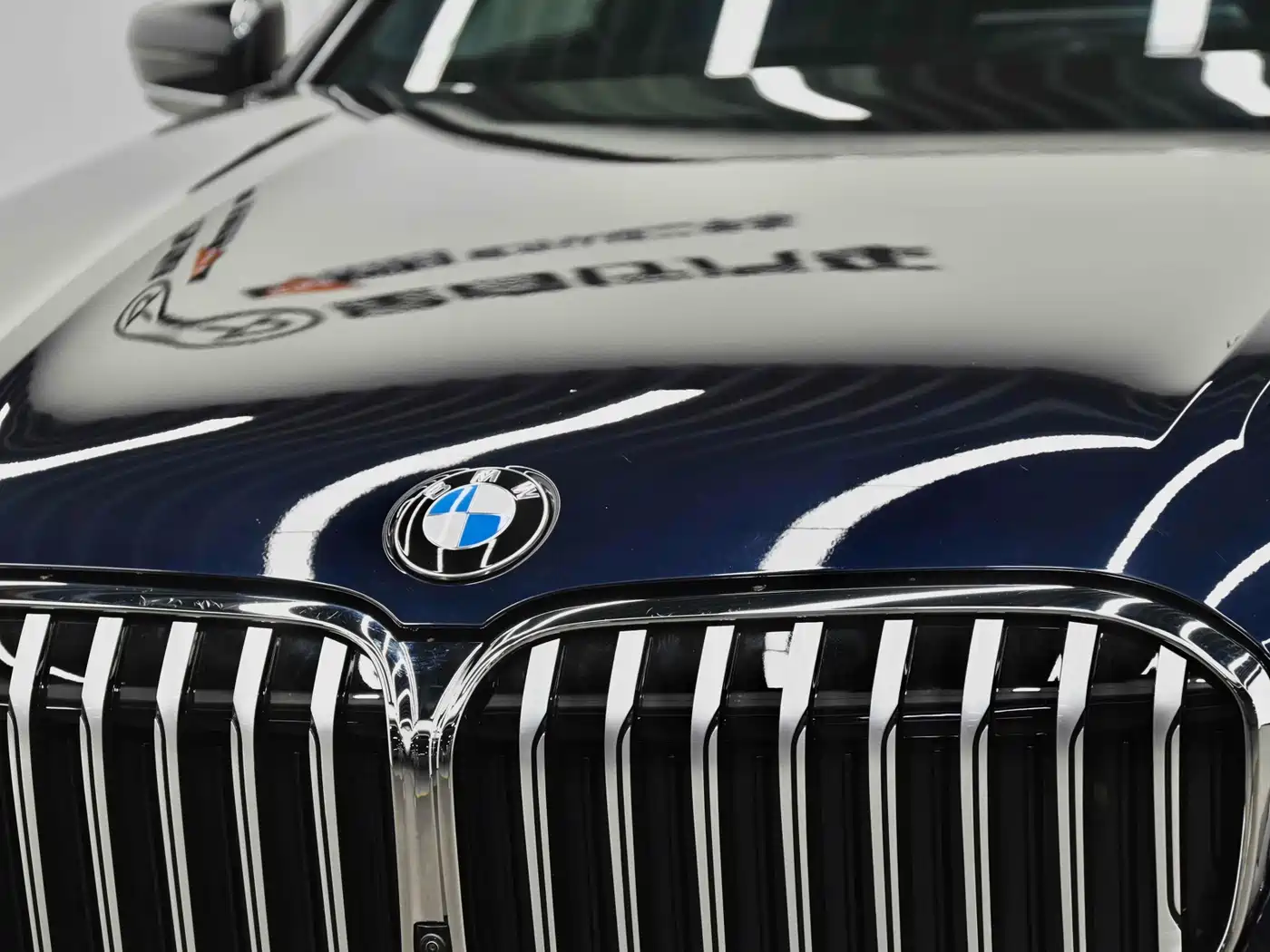 BMW 7 Series 2019 740Li Leading M Sport Package фото 16