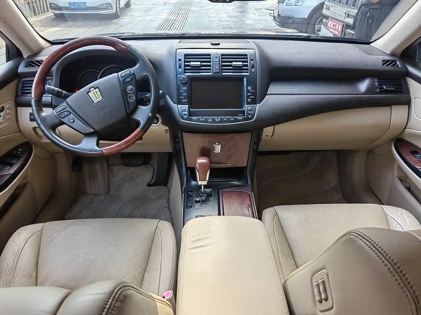 Toyota Crown 2010 3.0L Royal Saloon VIP фото 9