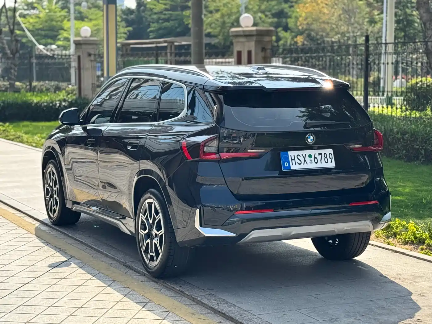BMW X1 2024 sDrive25Li X Design Package фото 5