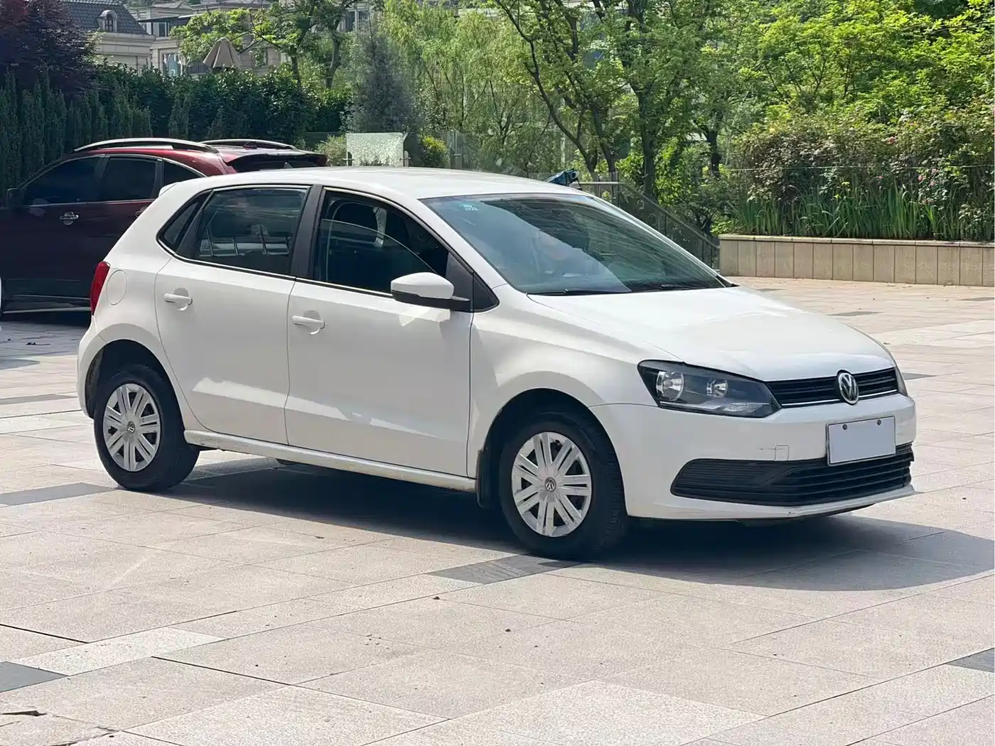 Volkswagen Polo 2016 1.4L Automatic Trend фото 3