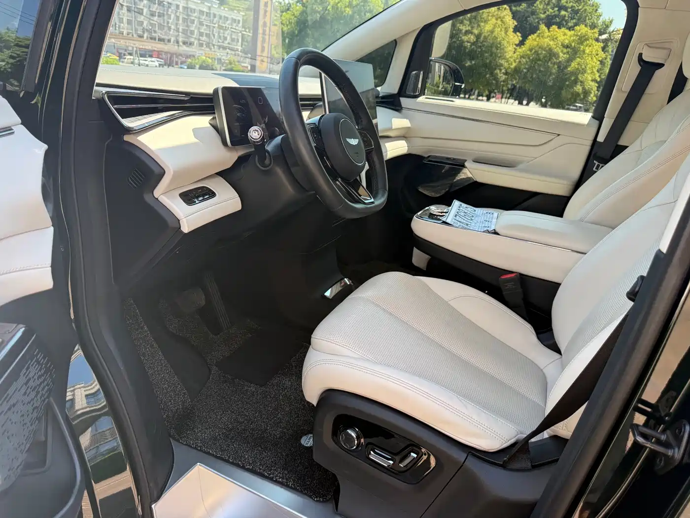 Geely Galaxy Yizhen L380 2025 2025 Model 805km Flagship Edition AWD
