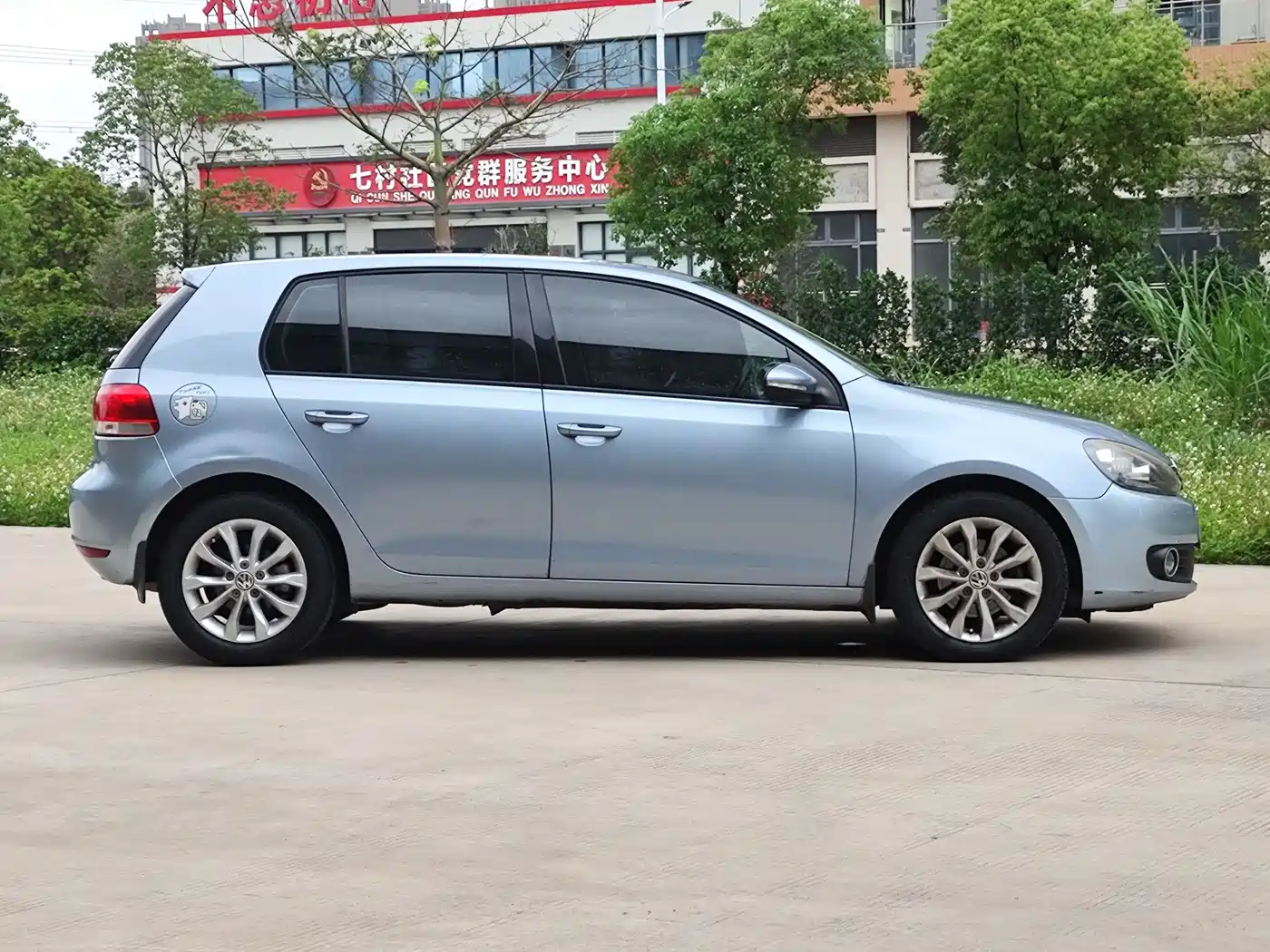 Volkswagen Golf 2012 1.6 Automatic Comfort Type фото 7