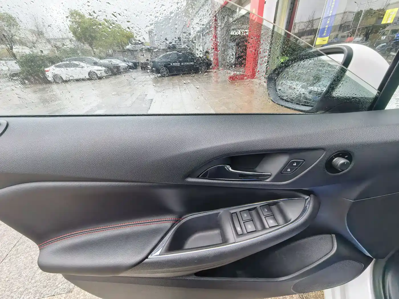 Chevrolet Cruze 2017 1.5L Automatic Pioneer Sunroof фото 11
