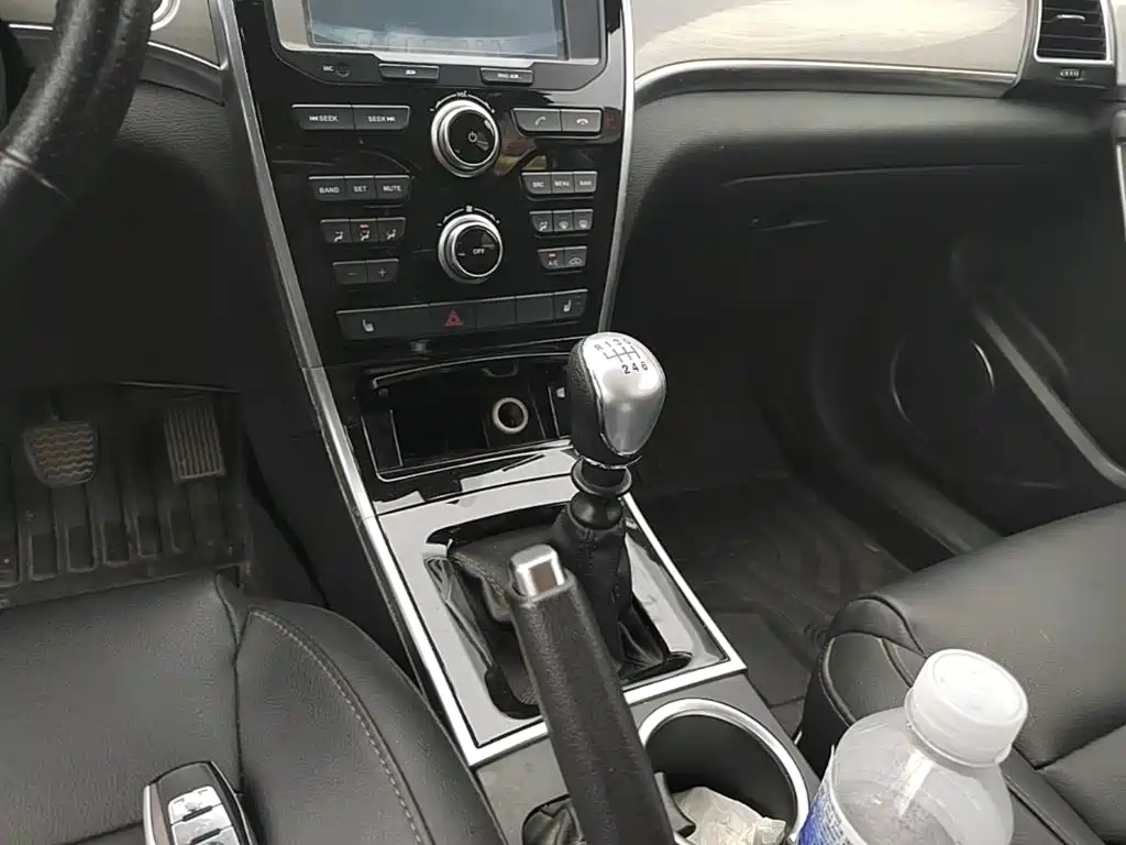 Haval H2 2015 2014 1.5T Manual 2WD Elite Edition