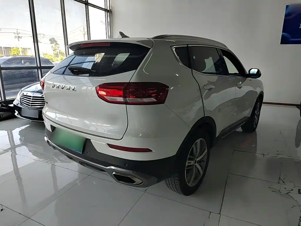 Photo 7 - Haval H6