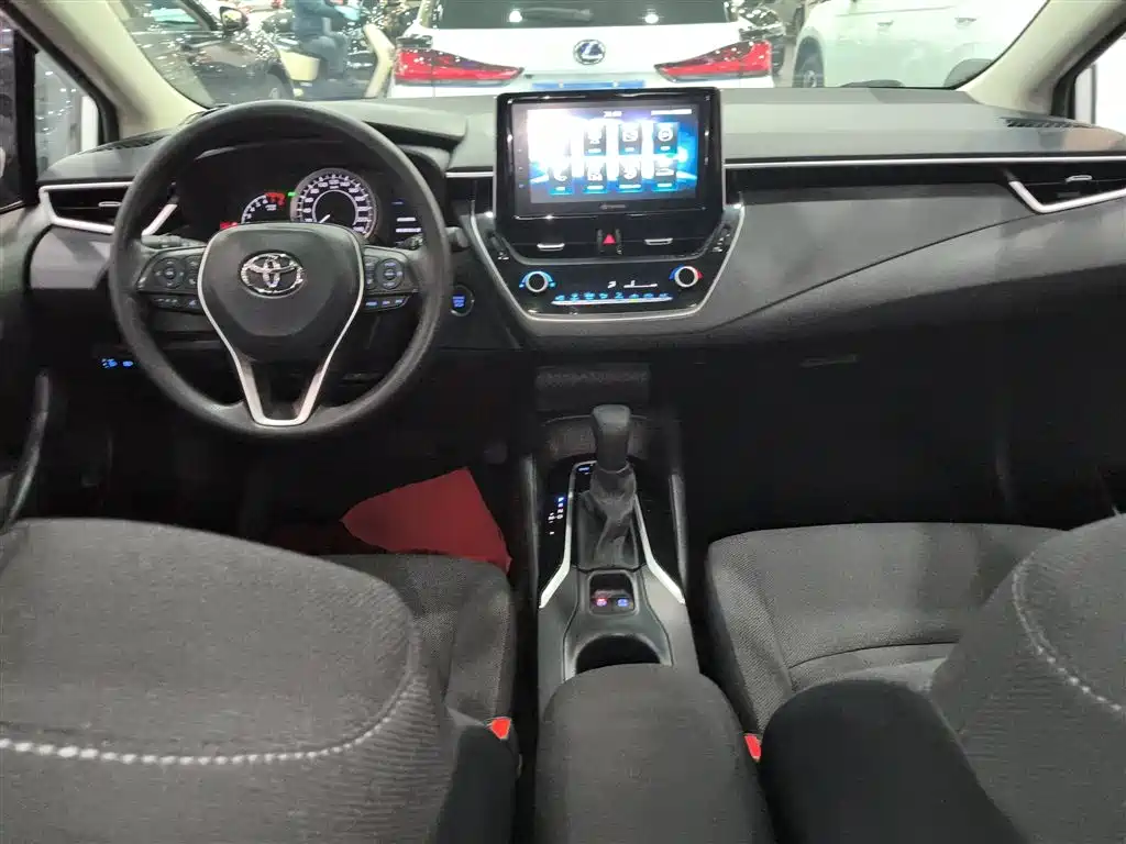 Toyota Corolla 2019 1.2T S-CVT GL-i Elite Edition фото 6