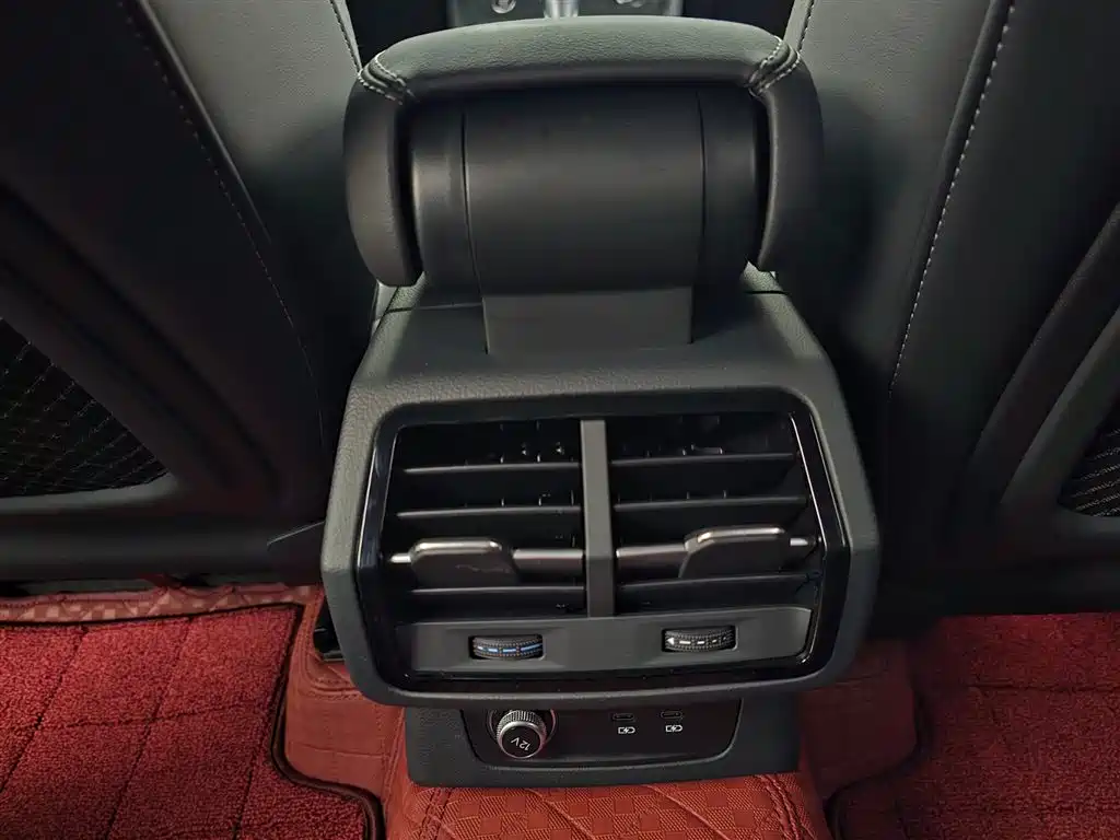 Audi Q3 2024 35 TFSI Fashion Sport фото 15