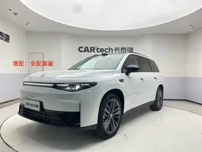 Leapmotor C16