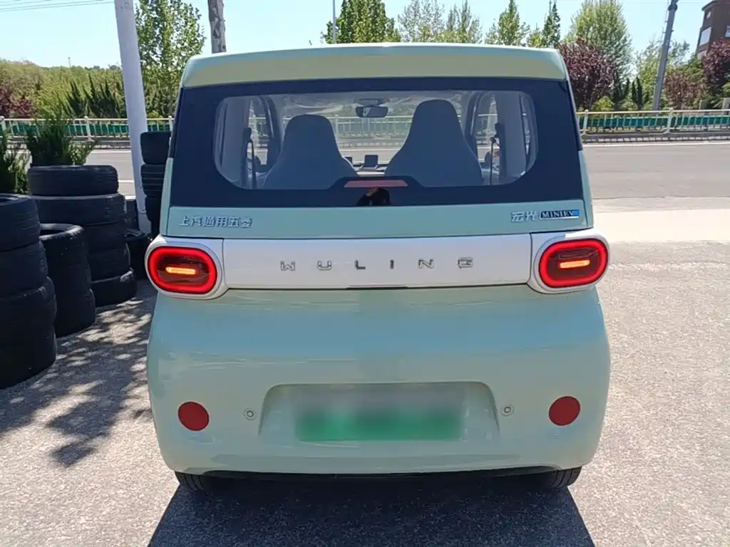 Фото 6 - Wuling Motors Hongguang MINIEV