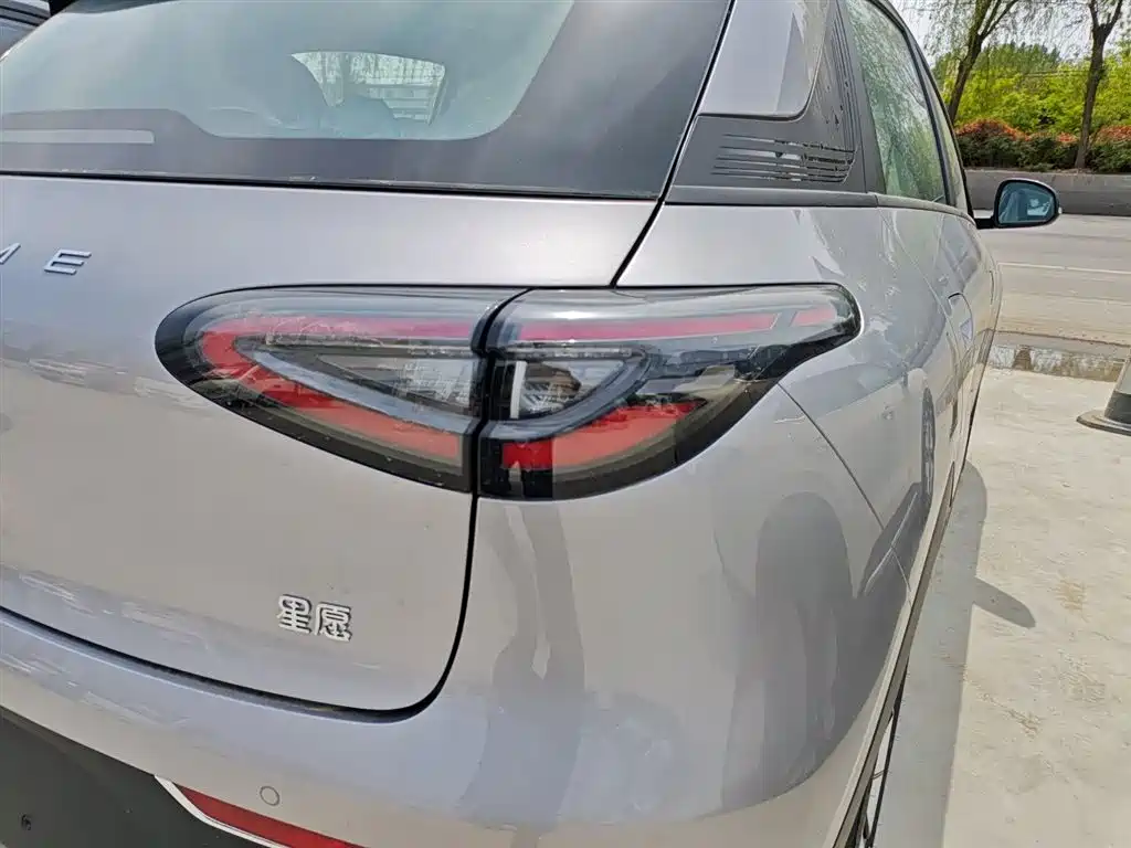 Geely Galaxy Starry Wish 2026 Edition 310km Youth Version фото 24