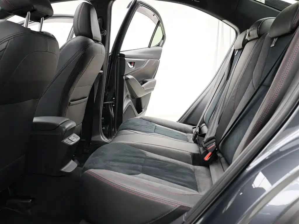 Subaru WRX 2024 2.4T Manual EyeSight Edition фото 7