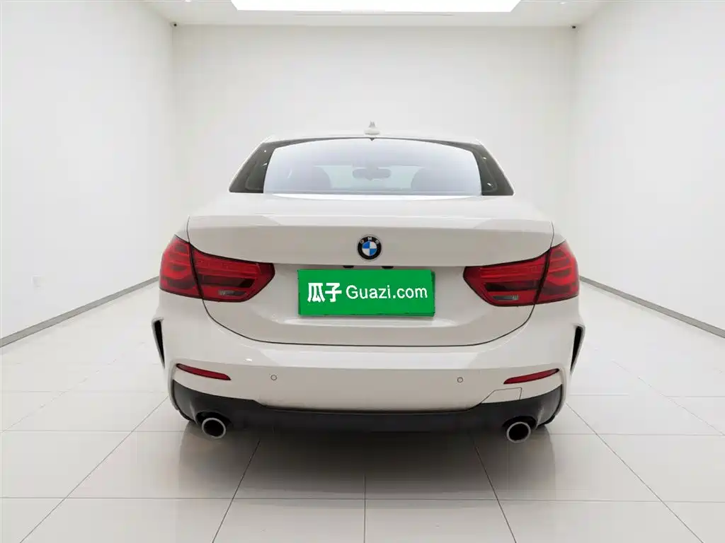 BMW 1 Series 2020 Model 120i M Sport Package фото 3