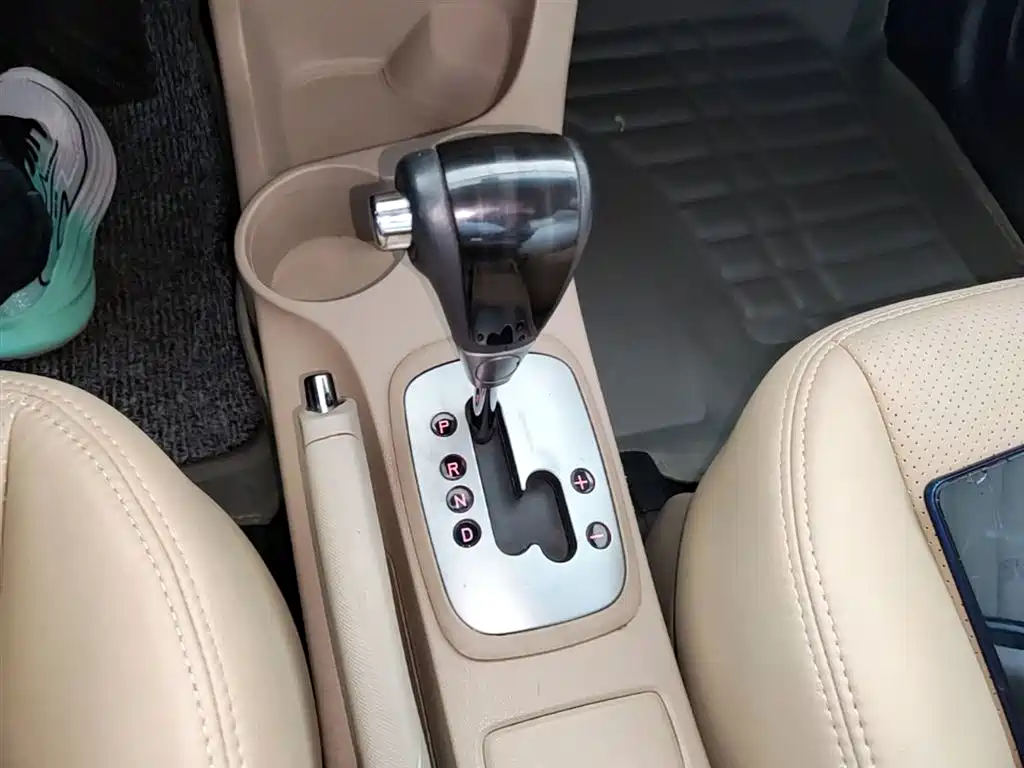 Kia Sportage 2013 2.0L Automatic 2WD GL фото 14
